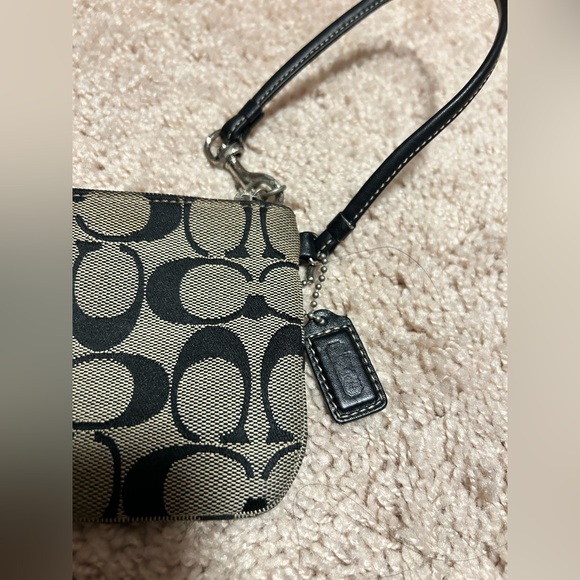 Coach Monogram Wristlet black grey - Picture 3 of 4